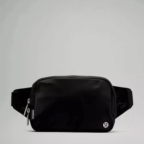 Vista 2 de Lululemon Athletica Everywhere Belt Bag 2L Large (negro), Negro -, Bolsa de cinturón Everywhere