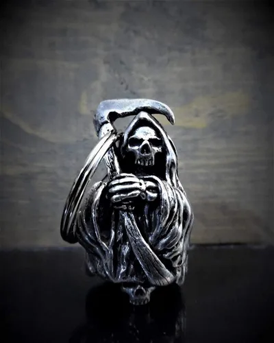 Vista 2 de Bravo Bells Grim Reaper Bell – Accesorio de campana de motociclista o llavero para buena suerte – Fabricado en Estados Unidos