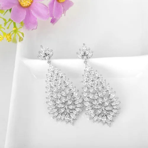 Vista 5 de Aretes colgantes de cristal AAAAA Australia chapados en oro blanco para boda, dama de honor, lágrima transparente, circonita cúbica, para mujeres
