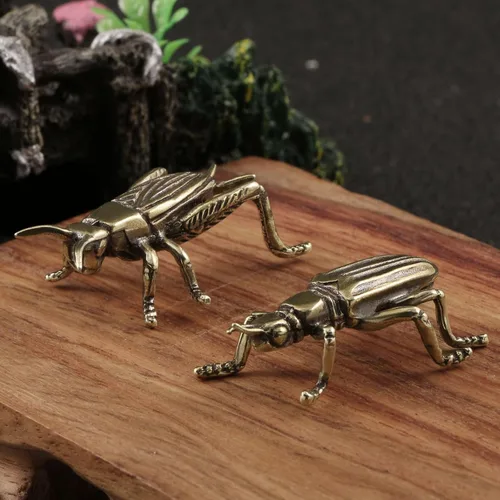 Vista 2 de DTREEL Figuras de escultura de modelo de críquet de latón, estatua de grillo de insecto realista de metal, colección de manualidades, adorno