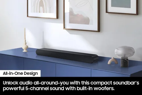 Vista 7 de Samsung Serie S HW-400F 2.0ch con woofer incorporado, mejora de voz y modo nocturno, expansión de sonido envolvente, sonido adaptativo, películas