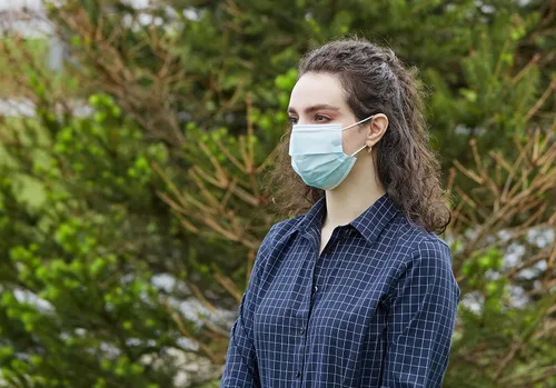 Vista 2 de Mascarilla de uso no médico (50 máscaras por caja), Azul