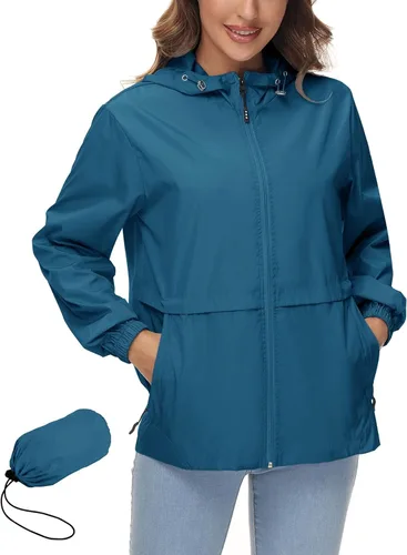 Vista 13 de Avoogue Chaqueta impermeable para mujer, ligera, plegable, con capucha, rompevientos para exteriores