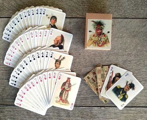 Vista 3 de Cartas de juego de indios (baraja de póquer 54 cartas todas diferentes) Retratos retro vintage de nativos americanos por Charles Bird King Retratos