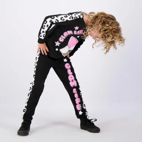 Vista 8 de L.O.L. Surprise! Girls Sweatshirt and Pants Set for Little and Big Girls