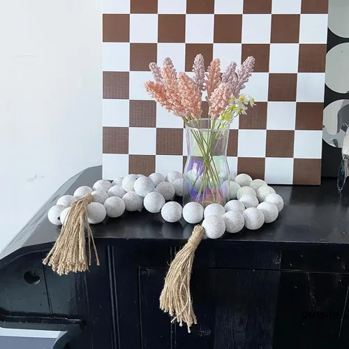 Vista 136 de OMISHE Guirnalda de cuentas de madera extra grande con cuentas de madera y borlas de 1.6 pulgadas de diámetro, cuentas decorativas rústicas de 41