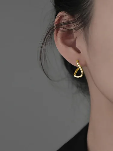 Vista 2 de Reffeer Aretes de aro curvados de plata de ley 925 para mujeres y adolescentes, aretes de aro cuadrados minimalistas trenzados