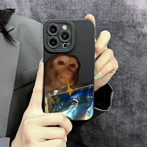 Vista 3 de Trendy Monkey - Funda para teléfono compatible con iPhone 16/15/14/13/12/11 ProMax con llavero gratis, accesorios divertidos de meme de mono, funda