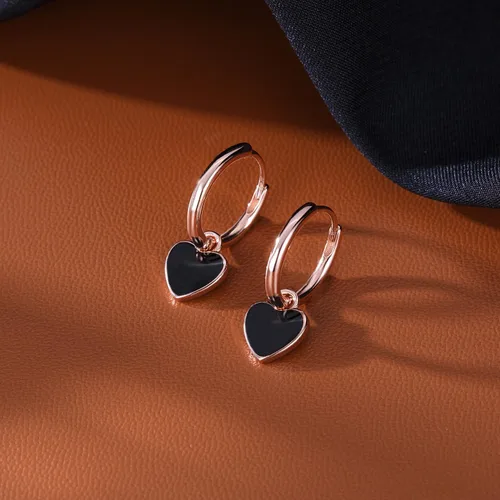 Vista 5 de SLUYNZ Aretes de aro de plata de ley 925 con forma de corazón negro para mujeres y adolescentes de 0.6 in