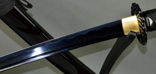 Vista 7 de Espada samurái Wakizashi hecha a mano, Katana de espiga completa, espada media, cuchillos japoneses hechos a mano listos para la batalla
