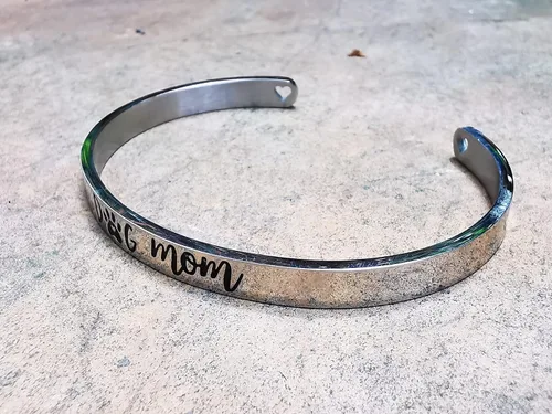 Vista 10 de Pulseras inspiradoras para abuela, mamá, hija, sobrina, tía, grabado, mensaje oculto, pulsera de acero inoxidable, corona de cumpleaños, joyería