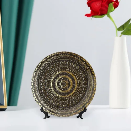 Vista 6 de XISUNYA Plato decorativo de 6 pulgadas, porcelana redonda de mandala dorada, plato de exhibición de estampado floral indio oriental para mesa