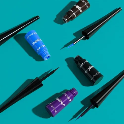 Vista 19 de wet n wild MegaLiner - Delineador de ojos líquido - Negro