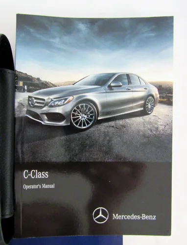 Vista 3 de 2016 Mercedes-Benz C-Class Owners Manual Guide Book Tapa blanda – 1 Junio 2017