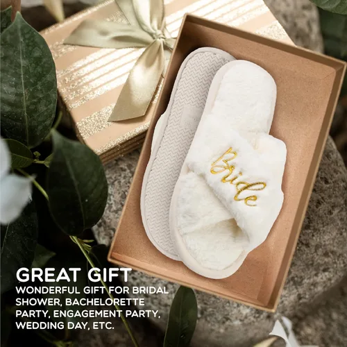 Vista 2 de Bride Slippers and Bridesmaid Slippers Bride Gifts for Bridal Shower, Bachelorette Party, Engagement Party, Wedding Day, etc. Cozy White Fur Bride