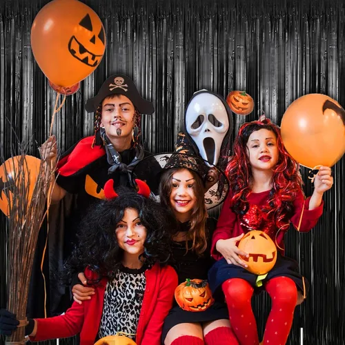 Vista 3 de Paquete de 2 cortinas de oropel negras de 3.28 x 6.56 pies, decoración de telón de fondo de fiesta con flecos metálicos para Halloween, Navidad