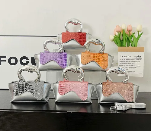 Vista 9 de Bolso pequeño de color plateado, bolsos cruzados, bolsos de noche Y2K, bolso de mano para mujer, bolsos de hombro, bolsa de mano para mujer 2023