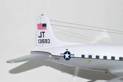 Vista 4 de VR-52 Taskmasters C-118B/RD6-1 (1980) Modelo, Escala 1/78, Caoba, DC-6, Douglas