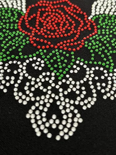 Vista 6 de Diseño de diamantes de imitación termoadhesivos con diseño de alas de ángel y rosas para transferencias de calor para camisas