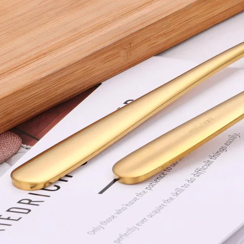 Vista 6 de Cucharón dorado de 9.5 pulgadas SUS304 de acero inoxidable para sopa de 2 onzas, cucharón de cocina para salsa de salsa para servir (juego de 2)