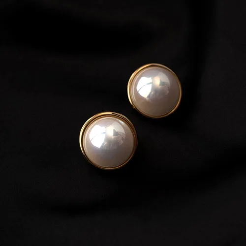 Vista 6 de Pendientes de Clip de Perla para Mujer, Pendientes de Clip Colgante para Mujer, Pendientes de Perla Blanca Imitación Chapados en Oro, Pendientes