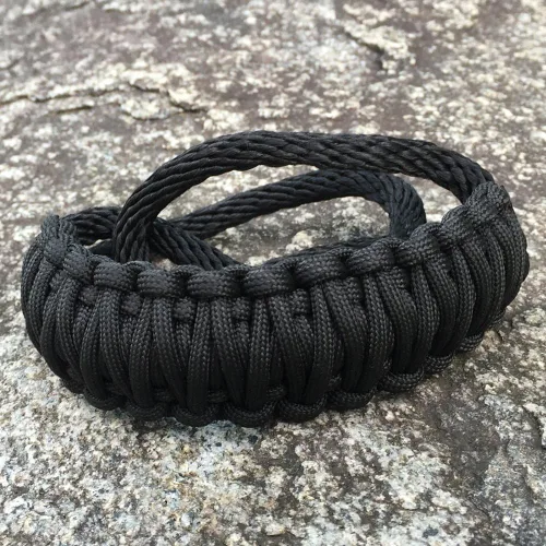 Vista 7 de MOCE Mango de paracord hecho a mano para vaso Yeti/Rtic/Ozark Trail Rambler de 20 oz. Negro