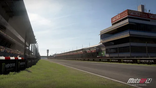 Vista 10 de MotoGP 14 - Xbox 360