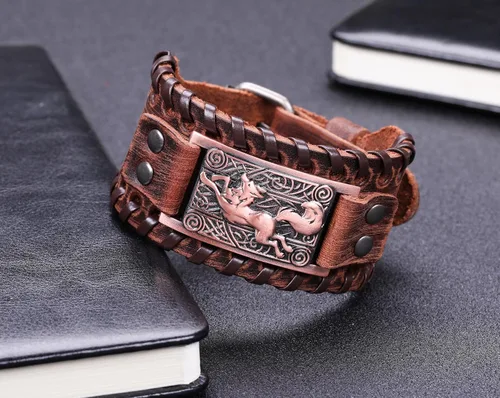 Vista 4 de Lemegeton Viking Runing Wolf Fox Celta Knotwork - Pulsera de cuero ancha para hombre, joyería punk vintage, Metal