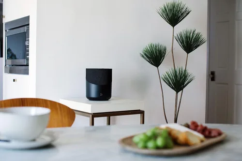 Vista 7 de Bluesound Pulse M - Altavoz inalámbrico de transmisión de música omnihíbrido con Bluetooth, color negro, compatible con Alexa y Siri