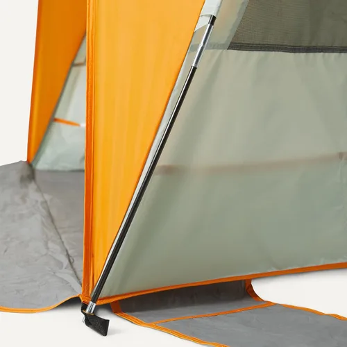 Vista 3 de Amazon Basics Refugios solares para campamento con protección UPF50+, ventanas de malla para ventilación, instalación simple sin herramientas, 7 x 4