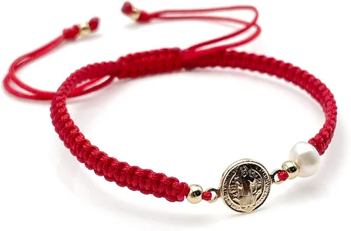 Vista 4 de Pulsera divina con medalla de San Benito y nácar de nailon rojo tejido ajustable para mujer