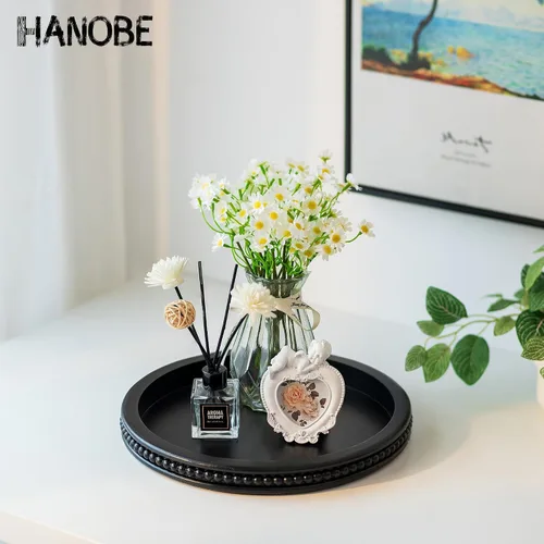 Vista 2 de Hanobe Bandeja decorativa negra para mesa de café, redonda, borde con cuentas 11.8-inch wood tray for living room, kitchen counter, or entryway