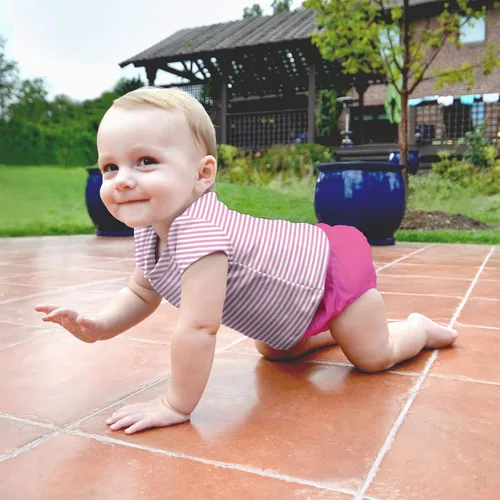 Vista 5 de i play Baby-Girls Snap Reusable Swim Diaper