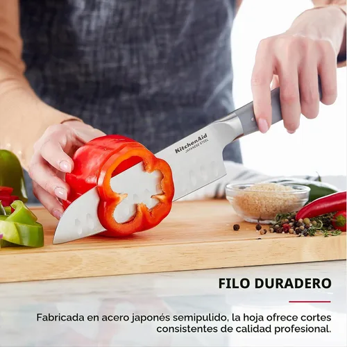 Vista 3 de KitchenAid Cuchillo Santoku forjado gourmet con cubierta de hoja de ajuste personalizado, cuchillo de cocina afilado, hoja de acero inoxidable Gris