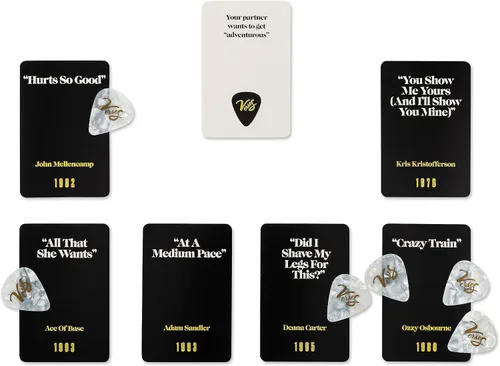 Vista 4 de Hootenanny Games Juegos de cartas musicales de versos para adultos y adolescentes Combina las mejores canciones con pequeños momentos en la noche