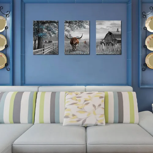 Vista 3 de yiijeah Decoración de pared occidental – Arte de pared rústico de 3 piezas de árbol azul y vaca marrón – Arte de pared blanco y negro para paredes