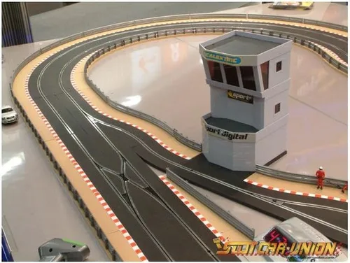 Vista 2 de Scalextric Torre de control de accesorios de riel C8319