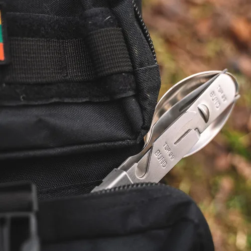 Vista 6 de Juego de cubiertos alemanes 4 piezas Utensilios de comer estilo militar cuchara tenedor cuchillo kit cubiertos multiherramienta camping botella