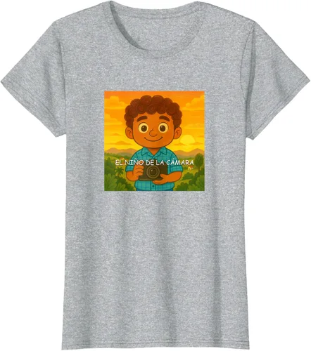 Vista 26 de Camiseta El Niño de la Cámara – Diseño Oficial del Cuento Ilustrado