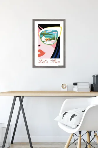 Vista 6 de Trends International The White Lotus - Póster de pared Let's Fun, 22.4 pulgadas de largo x 14.7 pulgadas, versión enmarcada en madera de granero