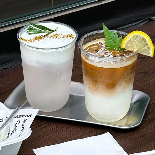 Vista 8 de Paquete de 50 vasos de plástico transparente de 16 onzas con tapas sin pajilla, tazas de café helado con tapas sin pajilla, fondo redondo desechable
