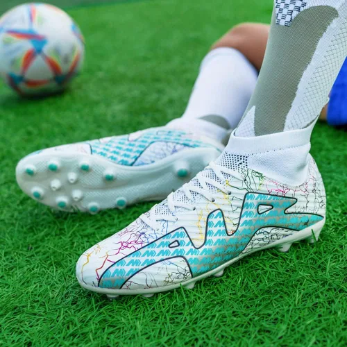 Vista 6 de Zapatos de fútbol para hombre, tacos de césped, zapatos de fútbol de alta calidad, transpirables, atléticos, botas de fútbol para deportes al aire