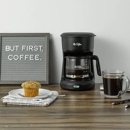Vista 6 de Mr. Coffee® Mini cafetera con interruptor de infusión de 5 tazas, color negro
