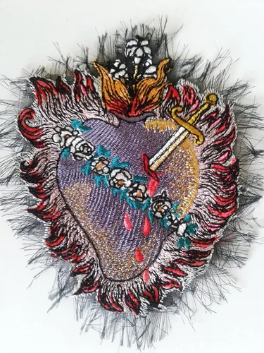 Vista 3 de moks179(p) Flower patches Sacred Heart milagro Embroidered patches Sew on