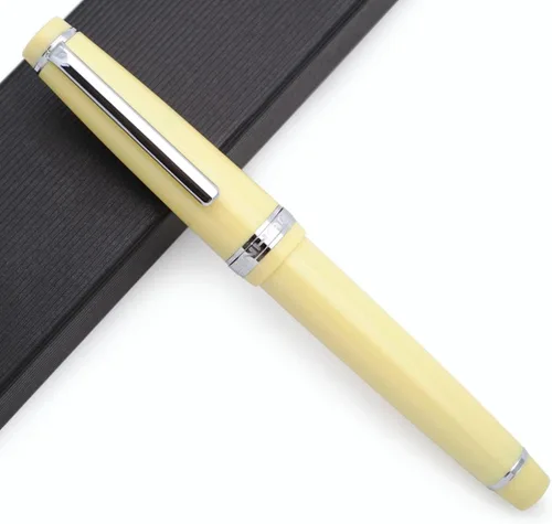 Vista 15 de JINHAO 82 - Pluma estilográfica con clip plateado (punta F 0.020 in, verde aguacate)