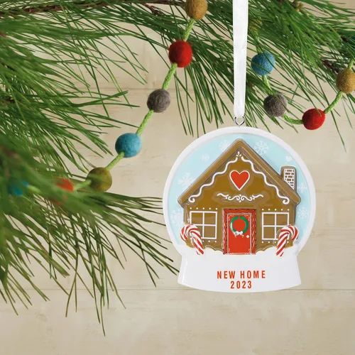 Vista 5 de Hallmark Casa de pan de jengibre nuevo hogar 2023 adorno de Navidad, cerámica premium