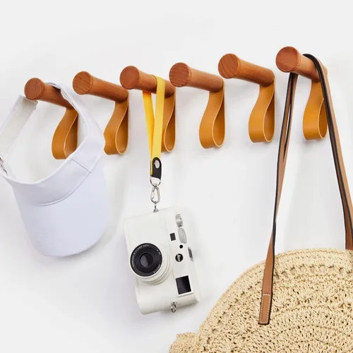 Vista 9 de HomeDo Paquete de 8 ganchos de pared de madera para sombreros, ganchos de madera para colgar en la pared, organizador individual decorativo