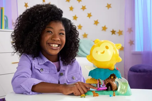 Vista 2 de Mattel Disney Wish Toys, juego de estrella mágica con muñeca Asha y 7 orbes de deseos sorpresa, incluyendo 1 figura de estrella y 6 amigos animales