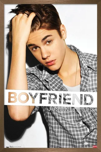 Vista 16 de Trends International Justin Bieber - Póster de pared de novio, 14.725 x 22.375 pulgadas, versión enmarcada de madera de granero Versión enmarcada