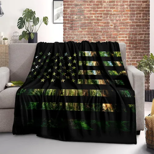 Vista 7 de Bedorm Manta de franela de forro polar con diseño de bandera estadounidense, diseño de bandera de Estados Unidos, diseño de camuflaje de bosque, 60